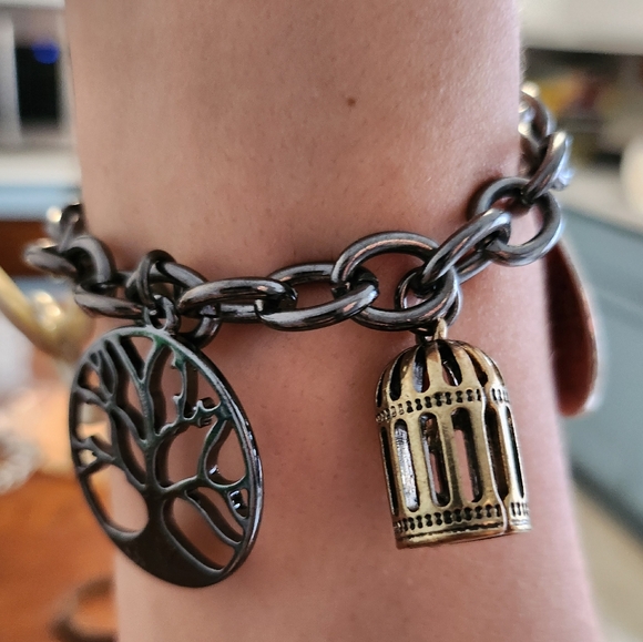 Born In Nola Charm Bracelet - Picture 4 of 4